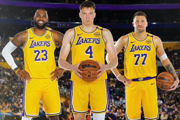 三十分惨败！骑士狂胜湖人豪取五连胜，詹姆斯重返克城泪洒赛场难救主